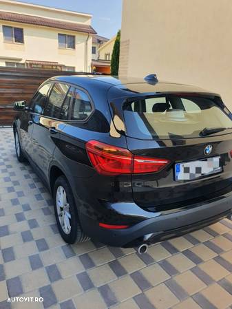 BMW X1 sDrive18d - 8