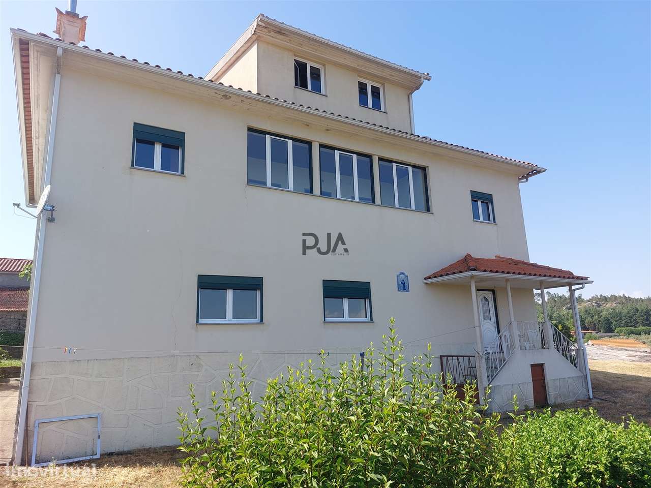 Moradia Isolada T4 em Infias, Fornos de Algodres - Grande imagem: 4/27