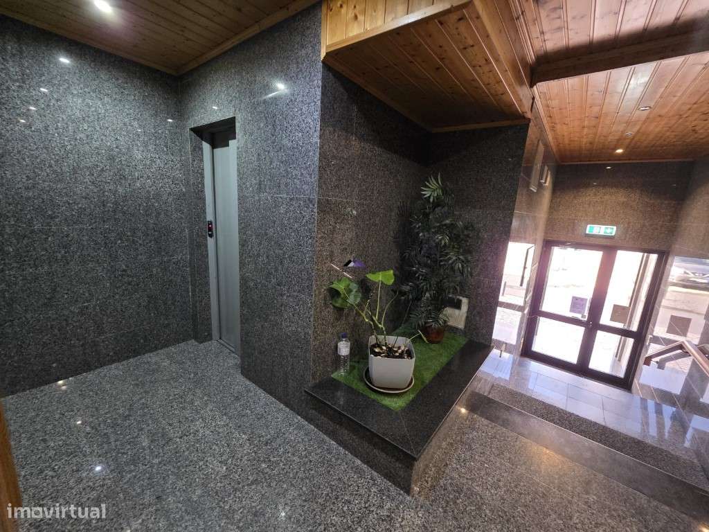 Apartamento T3 no Centro de Vila Real de Santo António-39