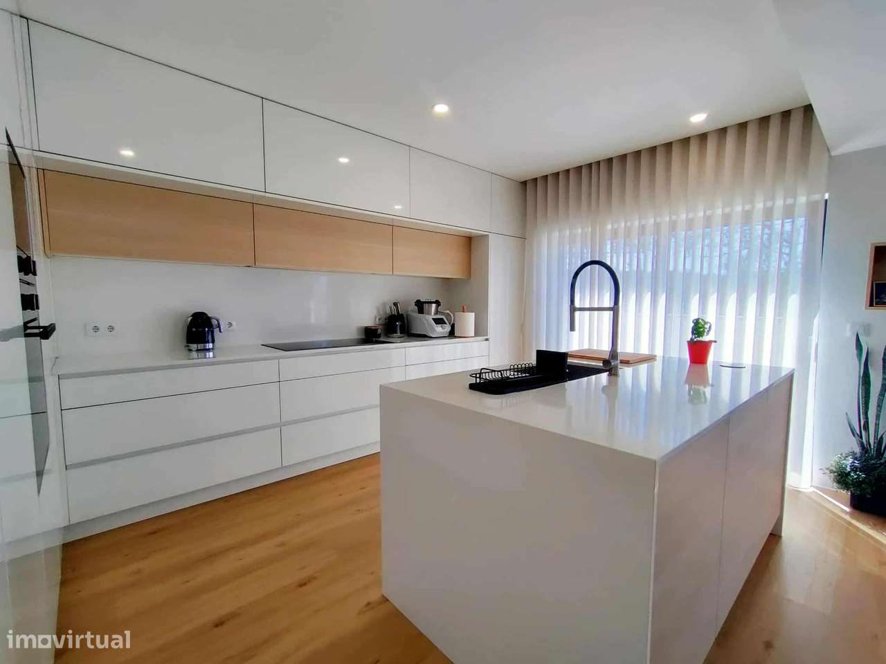 Moradia T3 em Primeira Linha de Mar em Cepães, Esposende-14