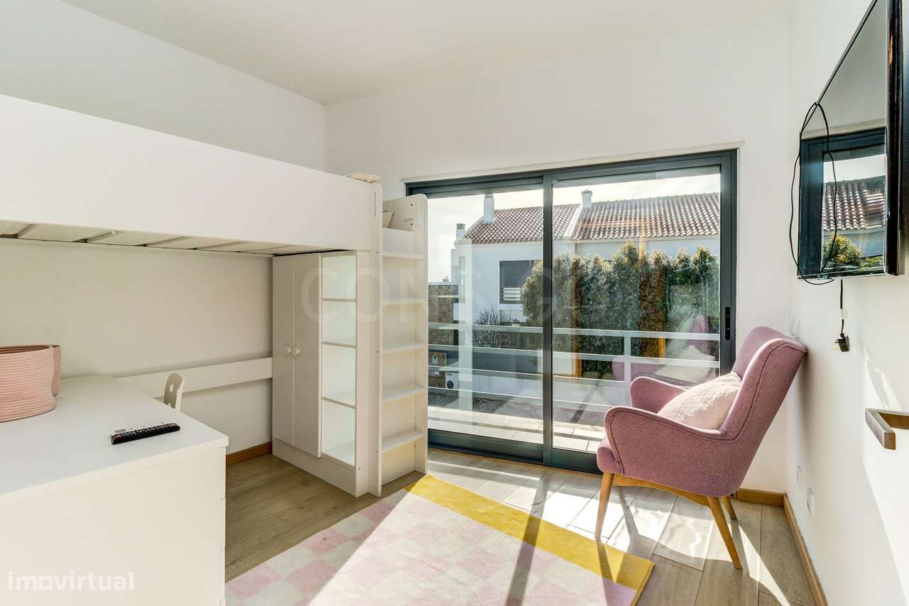 Moradia com 170 m², jardim, zona de barbecue e estacionamento para dua-39