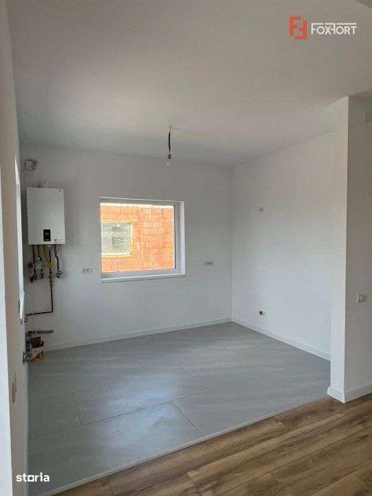 Duplex cu 3 camere si teren de 360 mp, zona Giarmata - Imagine principală: 4/13