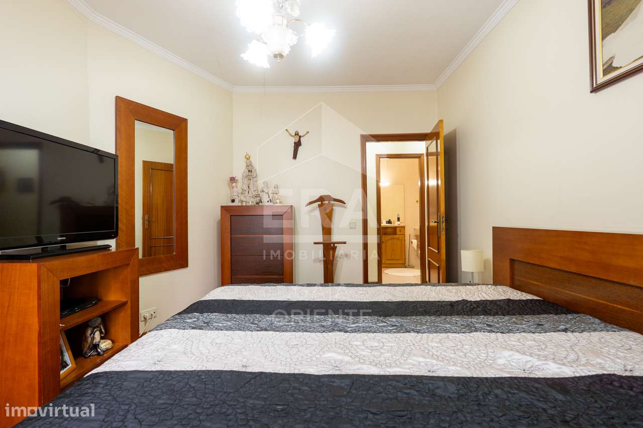 T1+1 com garagem fechada em Pedroso-21