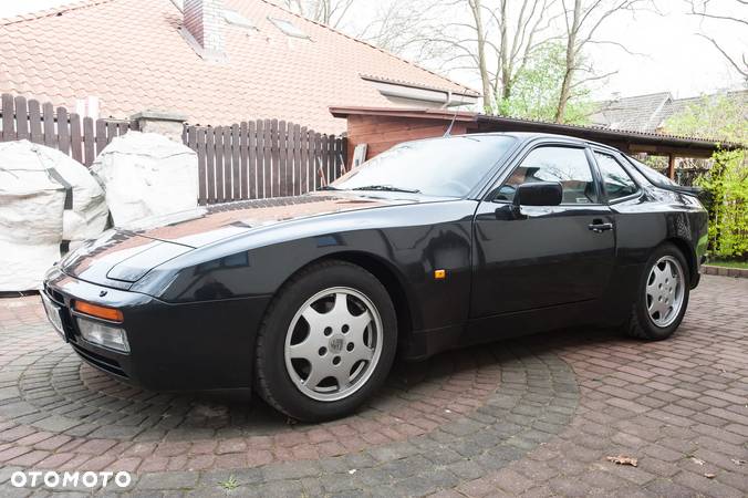 Porsche 944 - 5