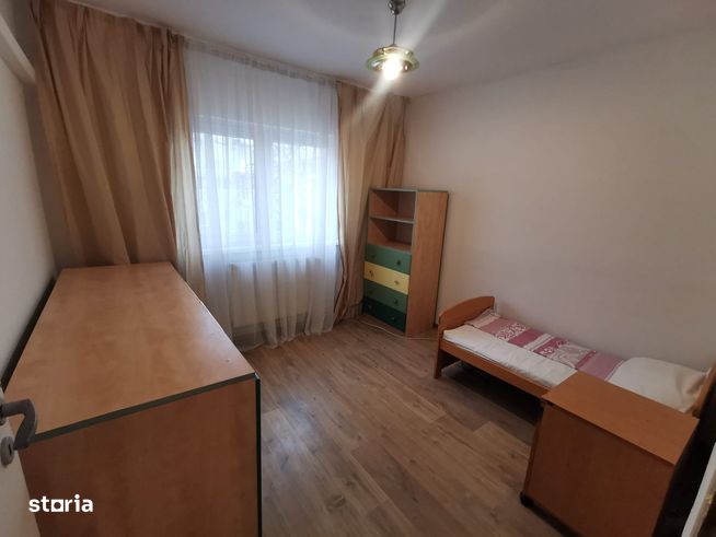 De vanzare apartament 4 camere – Dambovita- 2469-3