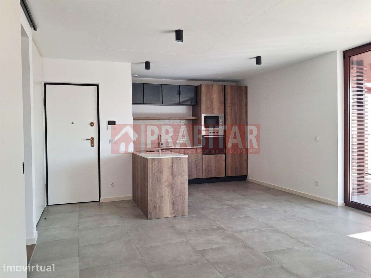 APARTAMENTO T2 . NOVO-6