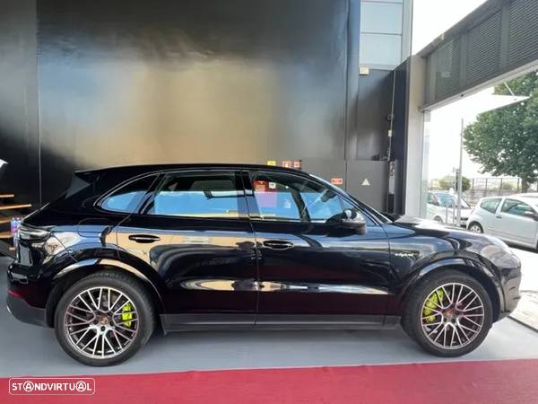 Porsche Cayenne E-Hybrid - 5