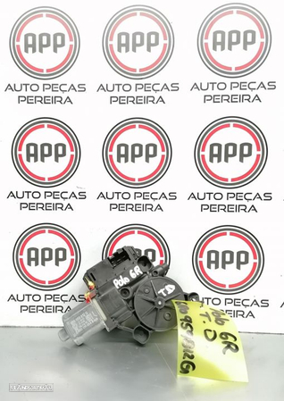 Motor elevador VW Polo 6R traseiro direito referência 6R0959812G. - 1