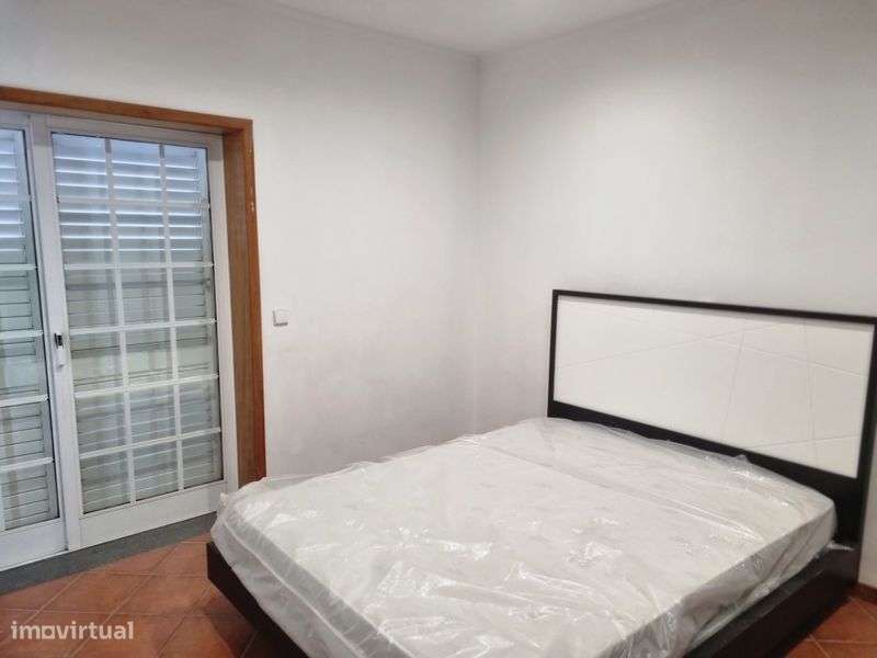 T1 Paredes Porto [estacao] - Grande imagem: 4/7