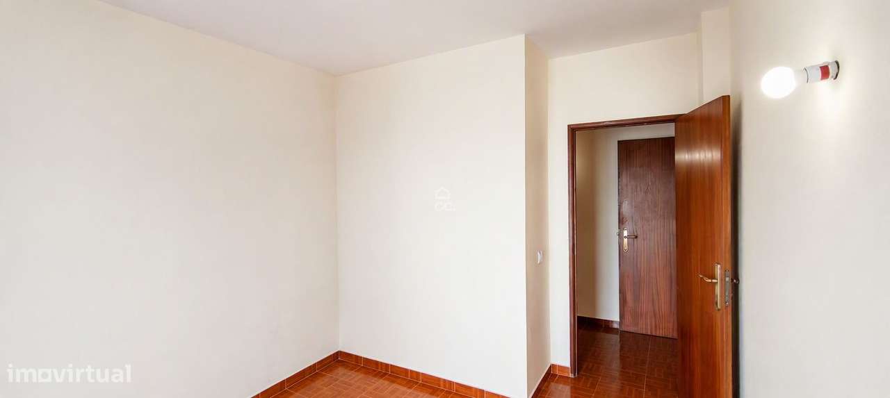 Apartamento T2 Renovado em Cascais-11