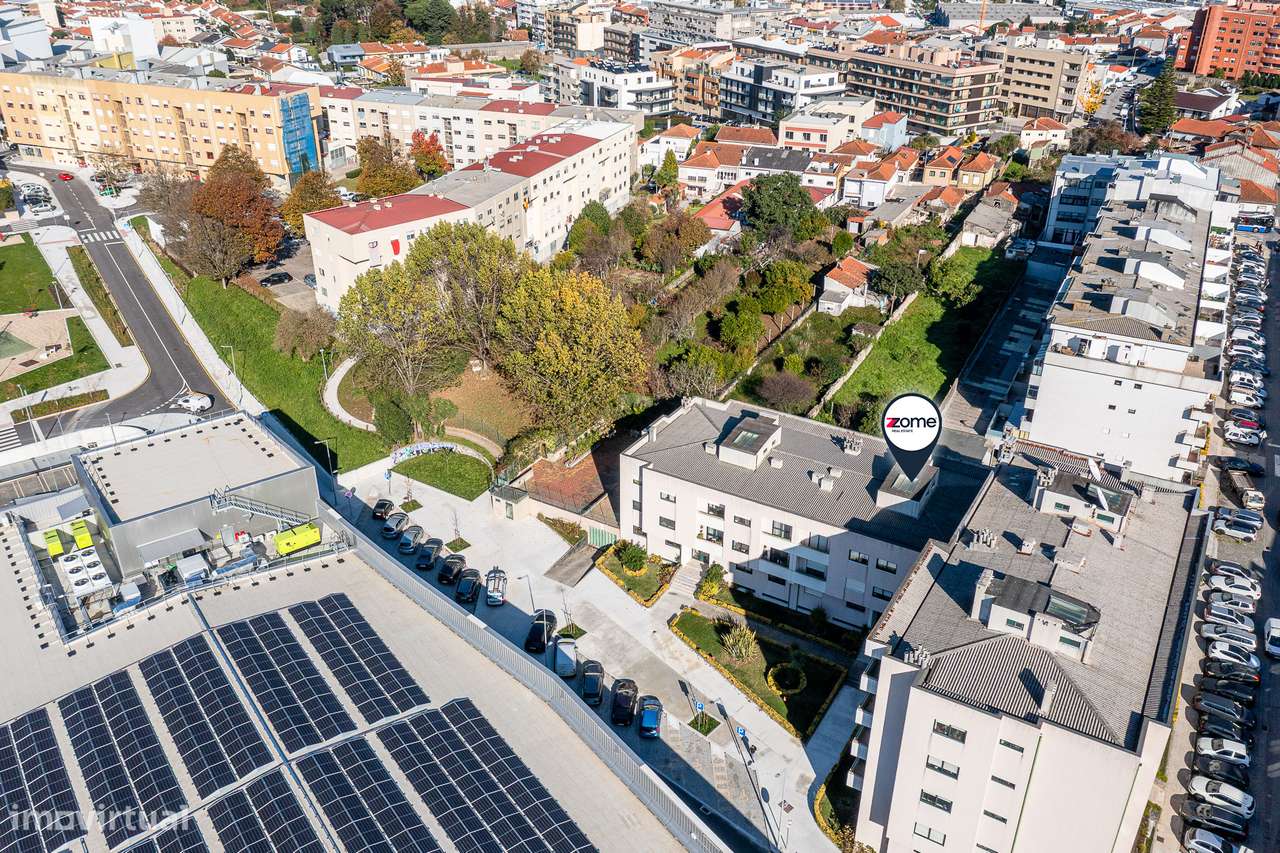 T2 com Varanda, Lugar de garagem e Arrumos em Custóias - Matosinhos-38