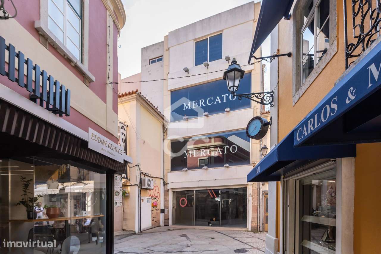 Prédio em Centro Histórico para investimento-28