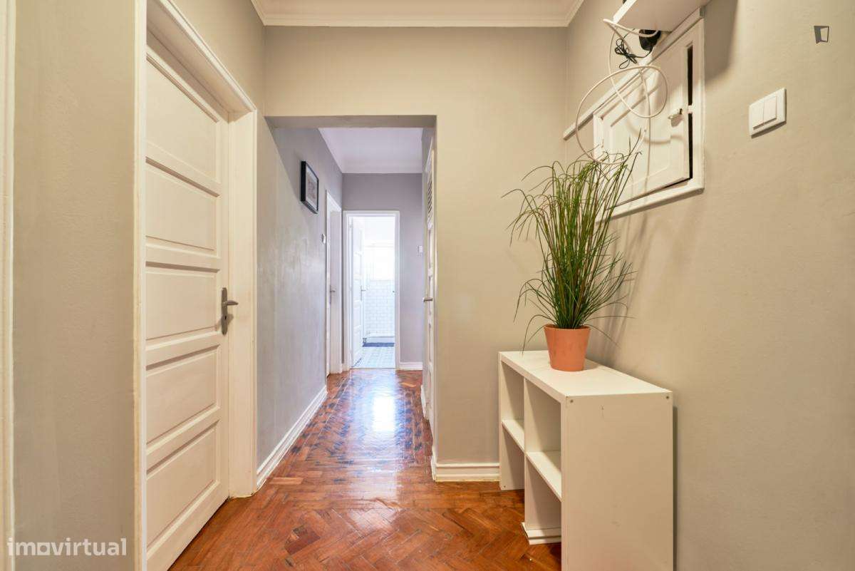 Quarto - localizado em Amadora Lisbon - Grande imagem: 4/10