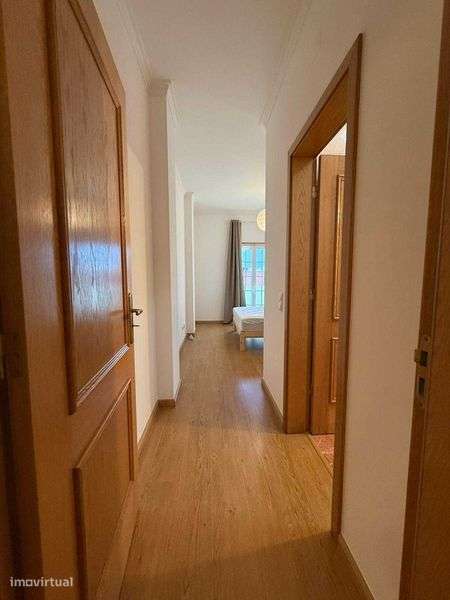 Apartamento T3 para arrendamento em zona central - Santiago do Cacém - Grande imagem: 5/12