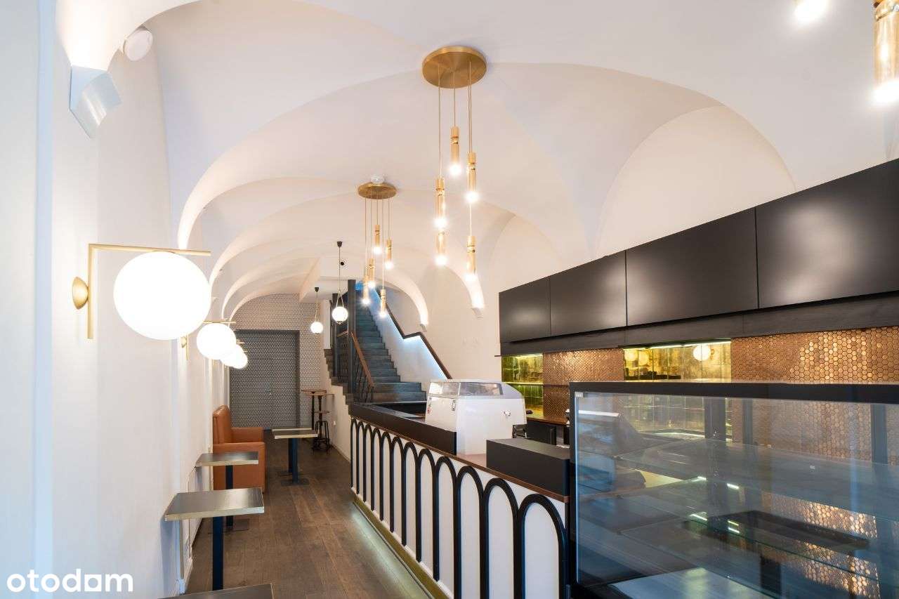 Lokal 216m2 w Rynku - wejście z tafli Rynku - Pełny obrazek: 4/20