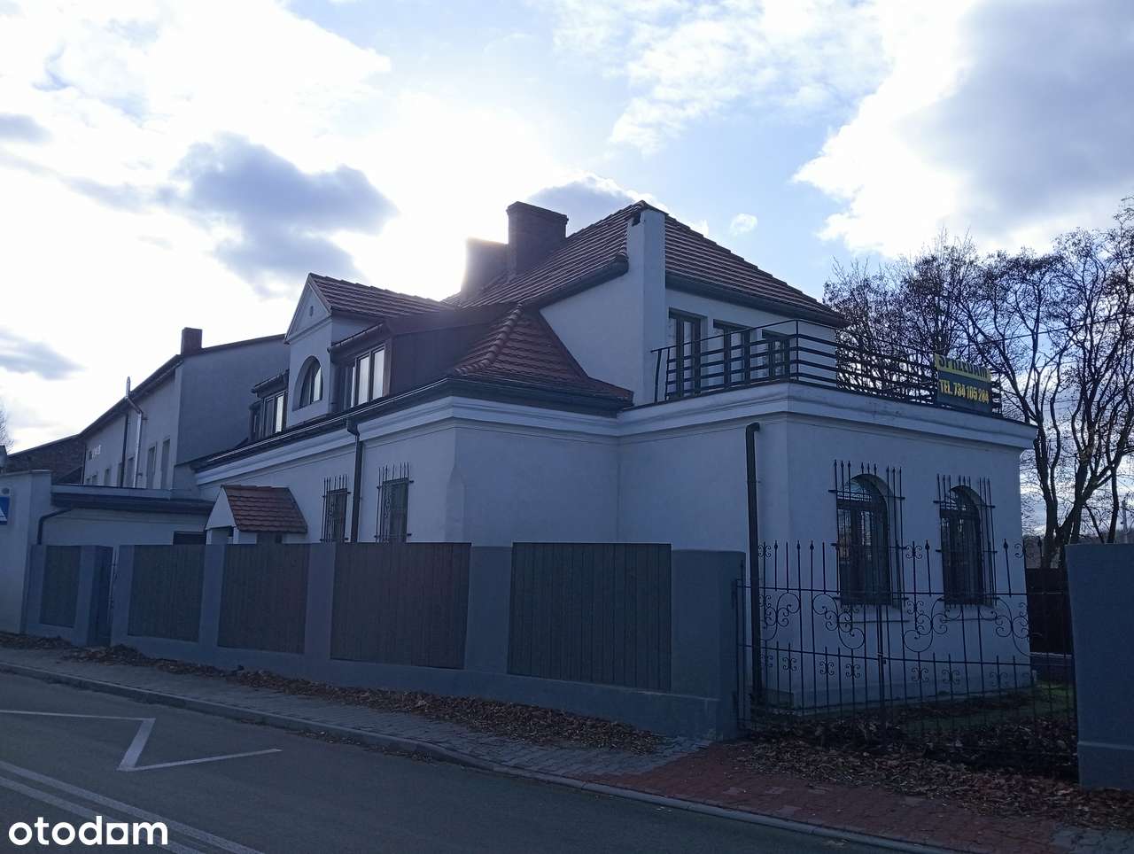 *Wyjątkowy dworek dla dwóch rodzin*-4