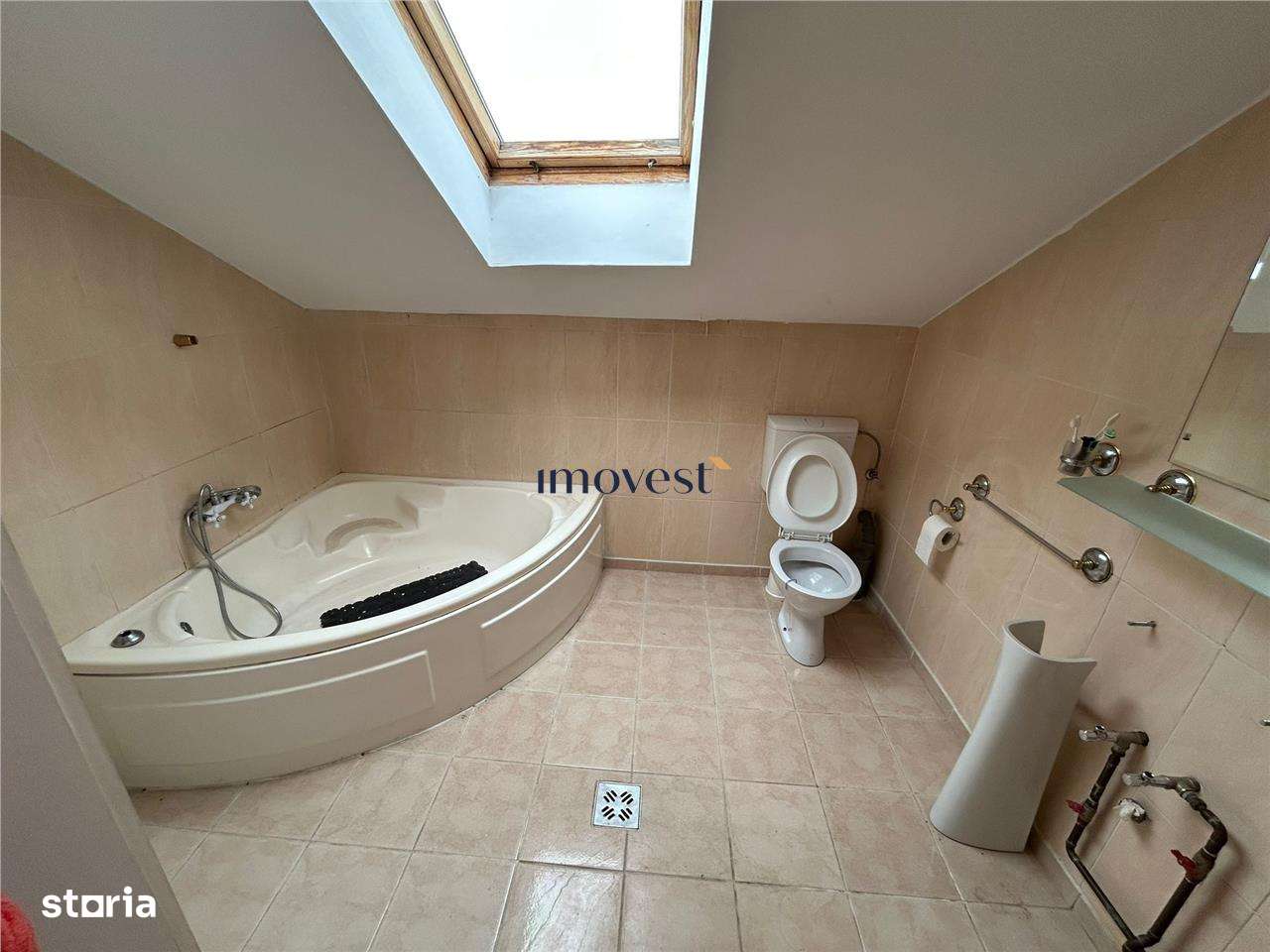 Casa de vanzare in zona Titulescu, Satu Mare – 3 dormitoare, 4 bai, sa-6