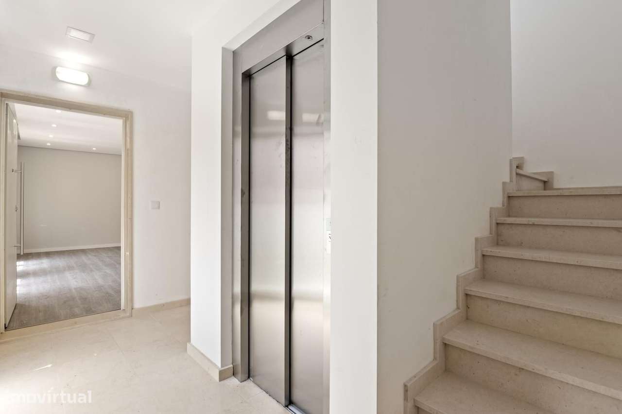 Apartamento T3 com vista, Parede, Cascais - Grande imagem: 2/33