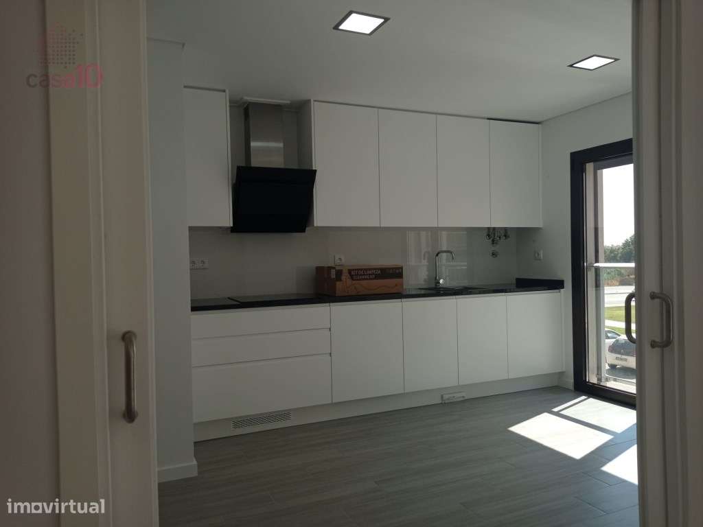 Duplex T3+2 para venda no Alto dos Moinhos, Montijo - Grande imagem: 3/9