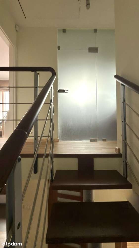 Na sprzedaż atrakcyjny segment domu z ogródkiem-6