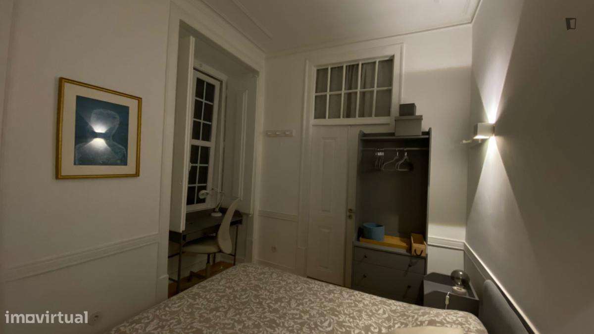 Quarto - localizado em Baixa Lisbon - Grande imagem: 2/10