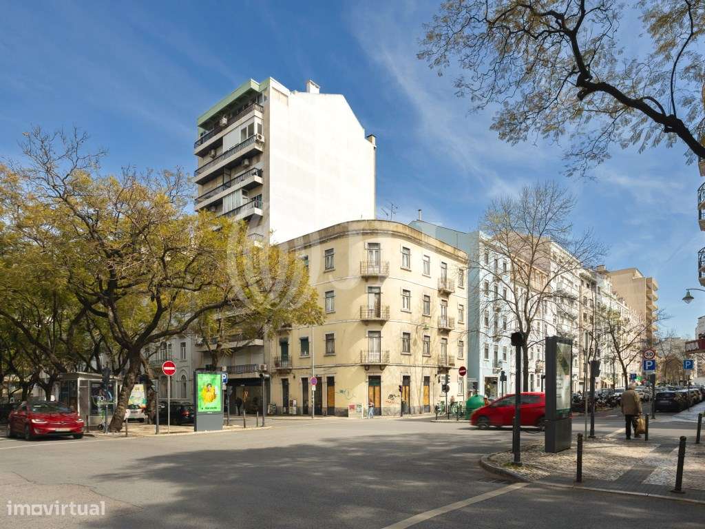 Prédio com PIP aprovado para reabilitação, em Lisboa - Grande imagem: 4/10