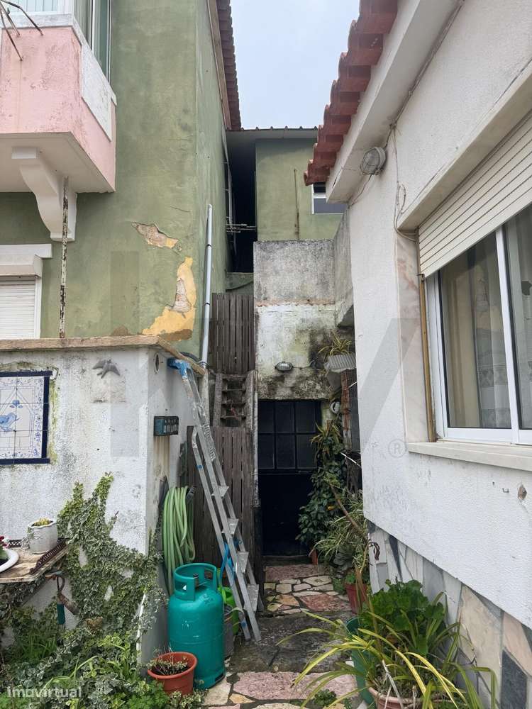 Prédio em Propriedade Total com Habitação e Comércio – Oportunidade de - Grande imagem: 5/7