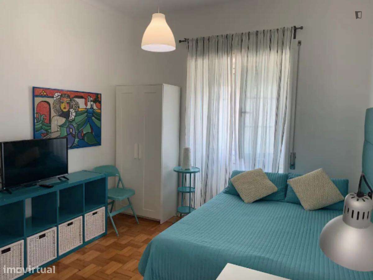 Estúdio - localizado em Conchada Coimbra - Grande imagem: 4/7