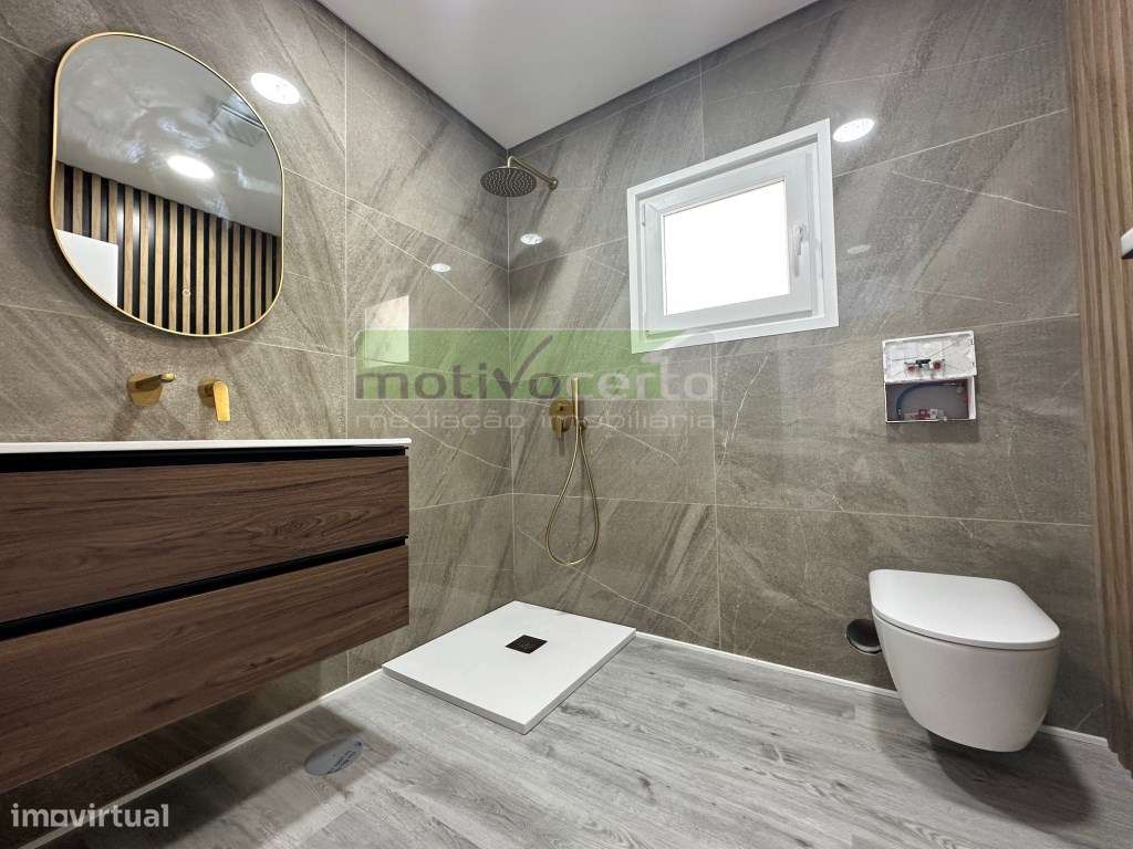 Possibilidade de PERMUTA - Moradia Isolada T4 no Cacém, Sintra. Aca...-12