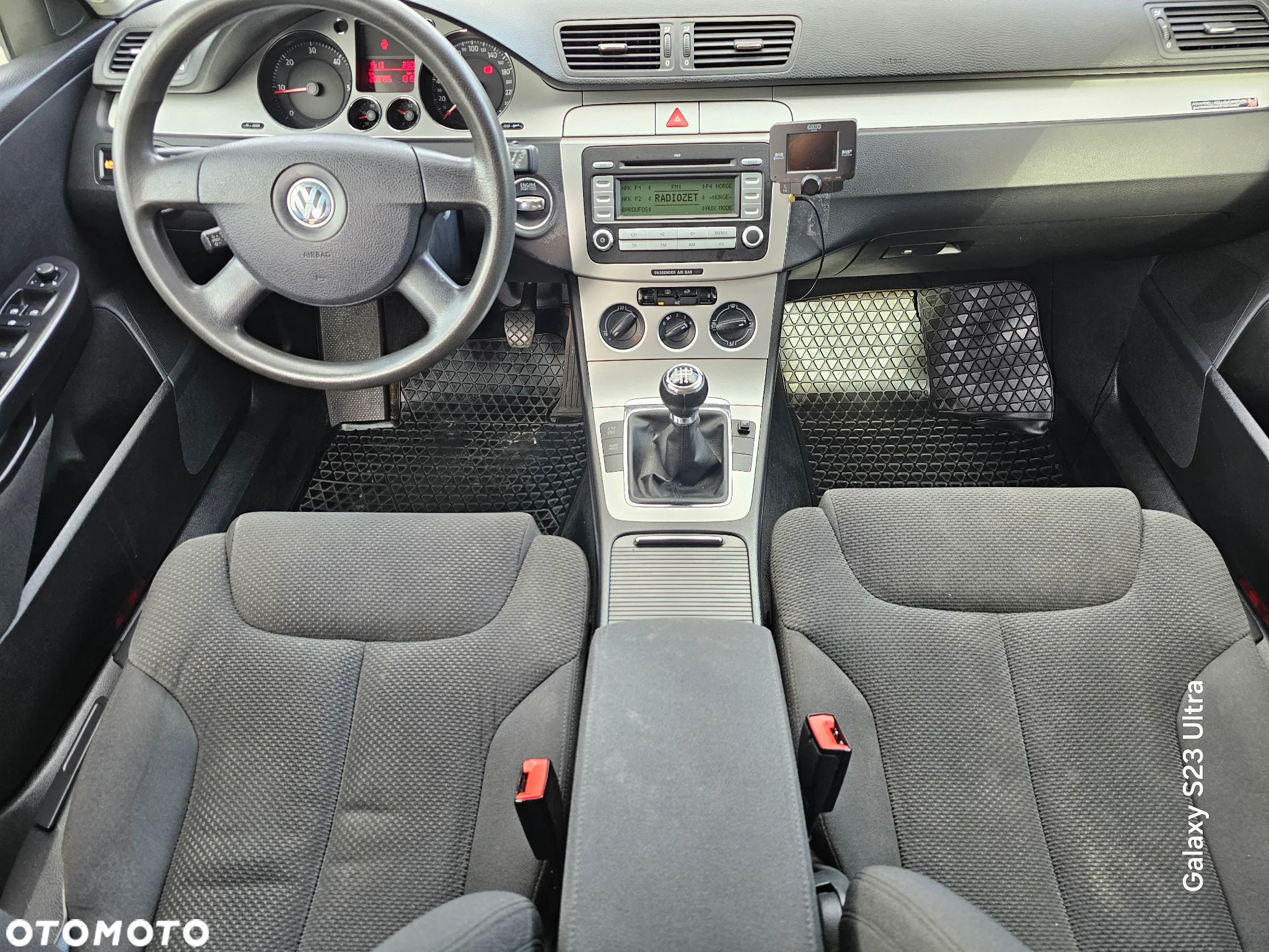 Volkswagen Passat 1.9 TDI Sportline - 11