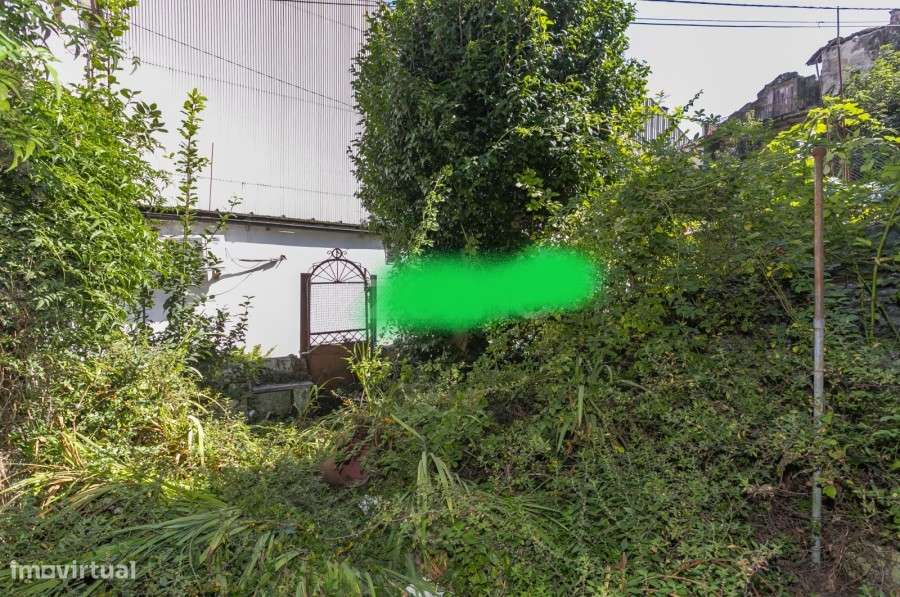 Moradia Geminada T2 para Reconstruir ao lado do Corte Inglês, em Gaia!-7