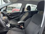 Peugeot 208 1.2 PureTech Signature - 11