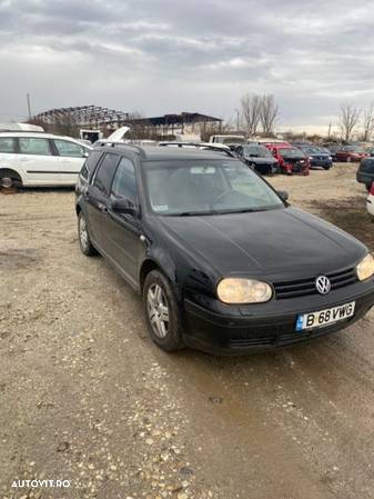 dezmembrez Volkswagen golf - 3