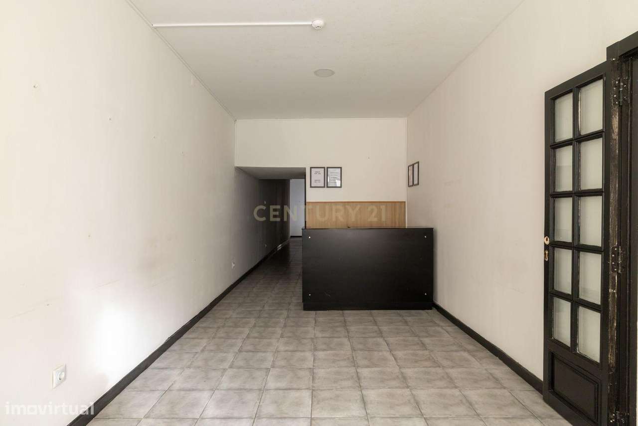 Prédio no Centro do Porto | Rua Conde de Vizela-18