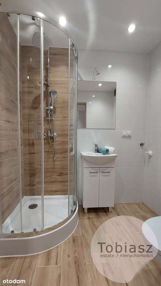 Wygodne, po remoncie, 2 pokoje+ jasna kuchnia-3