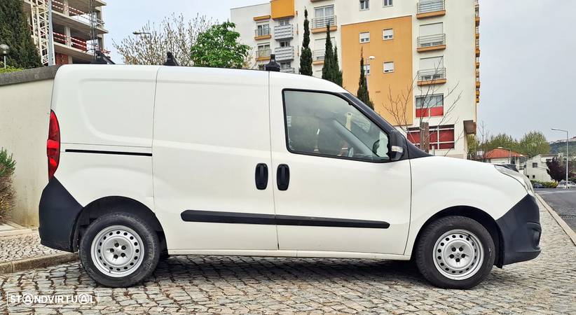 Opel Combo 1.3 EcoFlex - 8