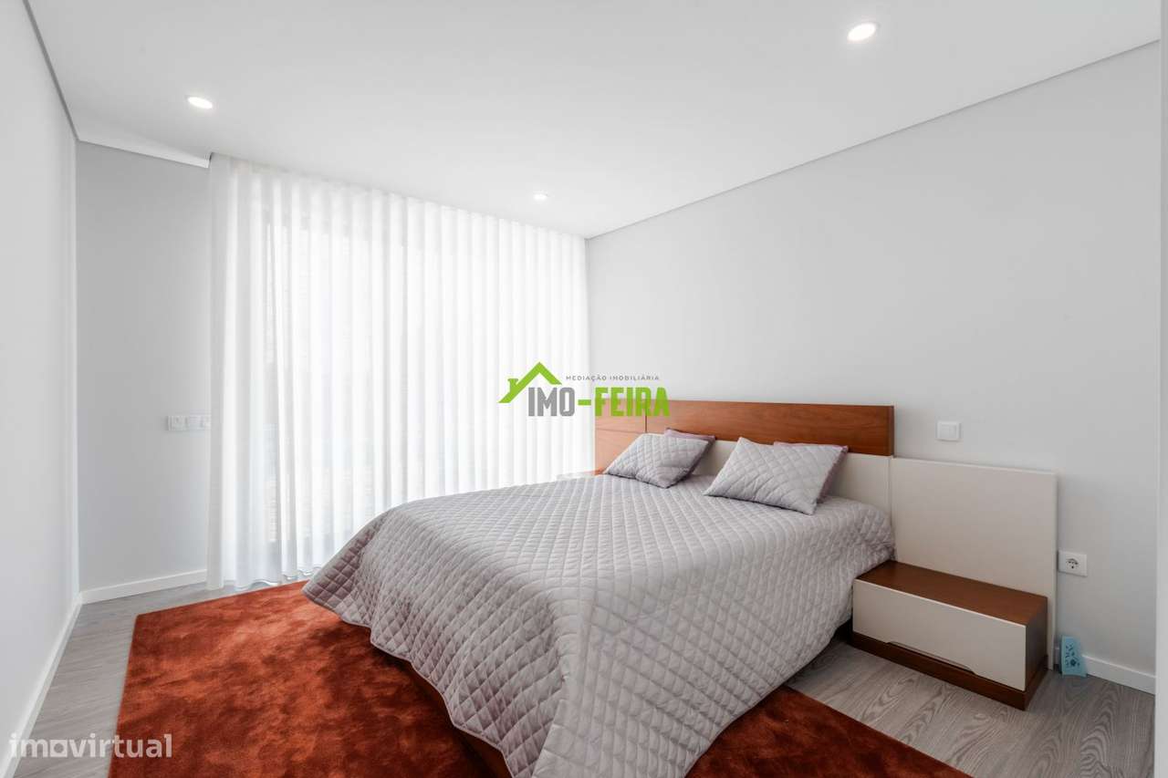 MORADIA LUXO COM PISCINA-31