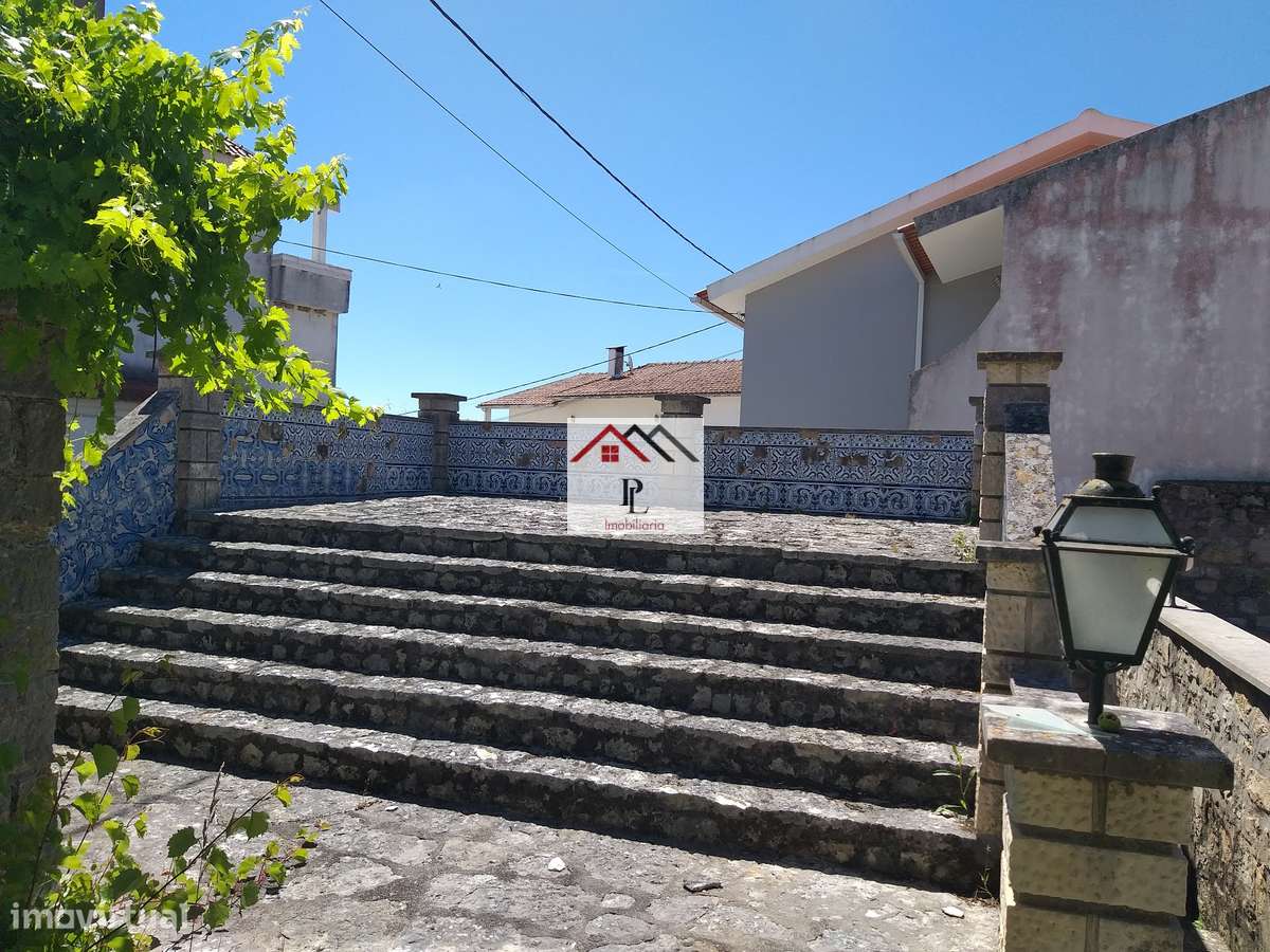 Moradia  T10 com Piscina e Logradouro (V823JB)-31