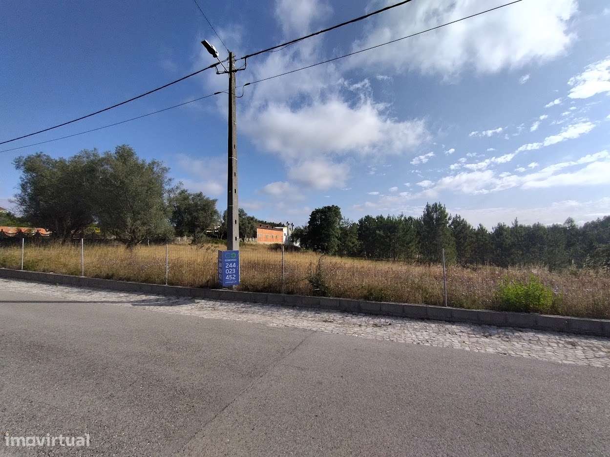 Terreno plano para construção / 9000 m2 / Boa Vista / Leiria - Grande imagem: 1/6