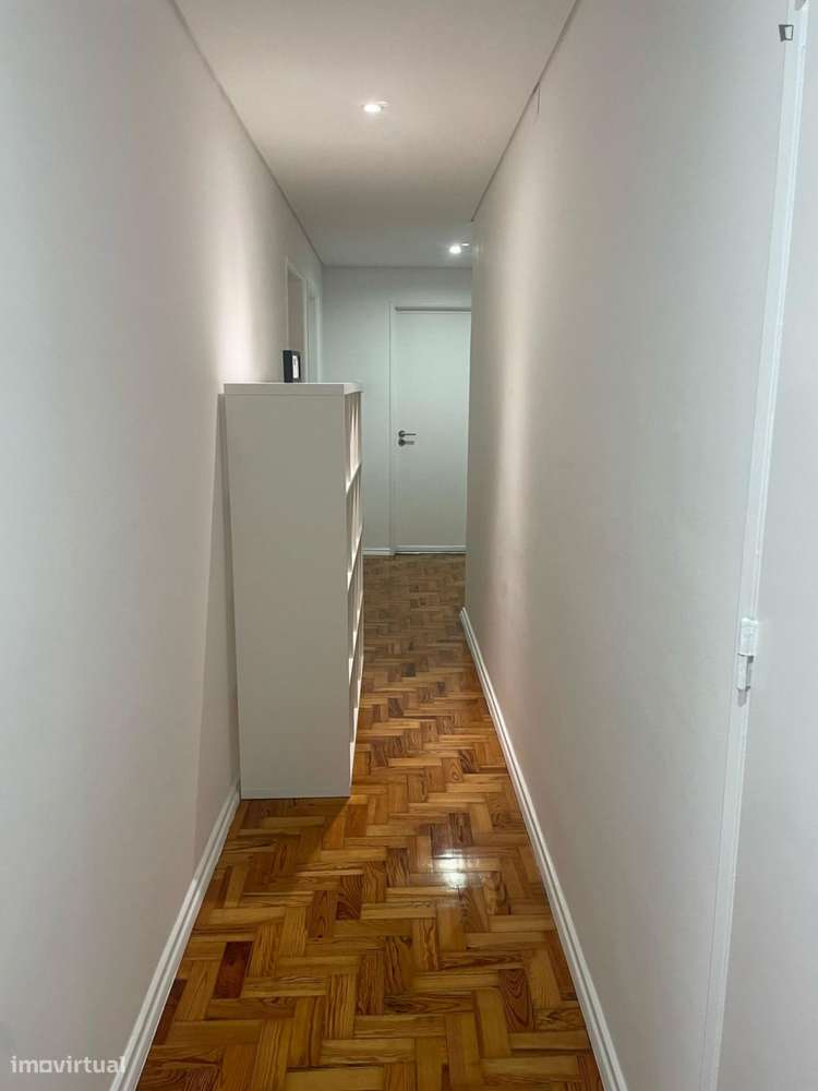 Quarto - localizado em Entrecampos Lisbon - Grande imagem: 3/8