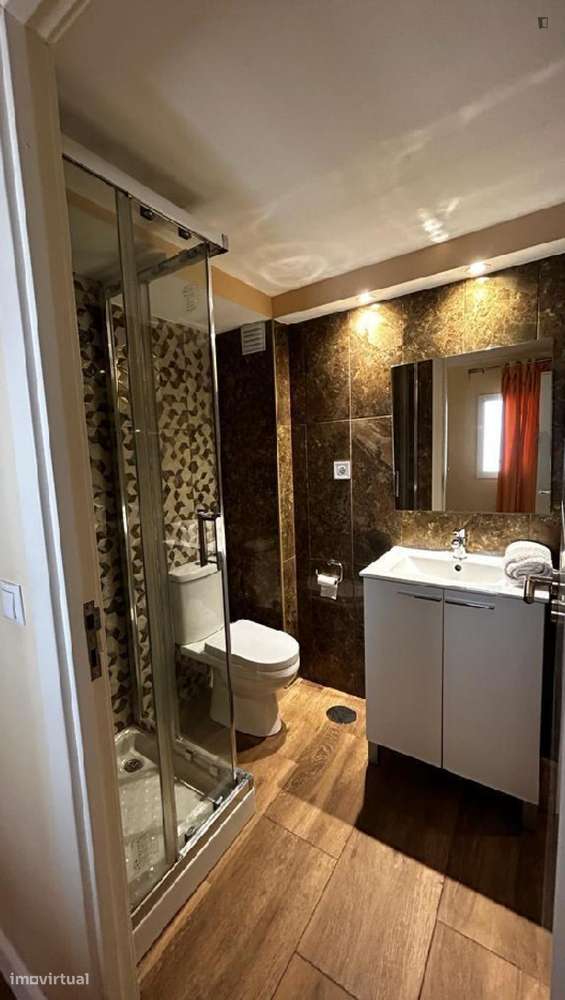 Quarto - localizado em Lisbon - Grande imagem: 4/10