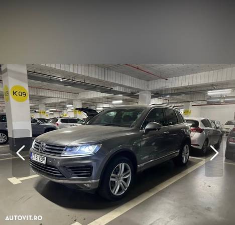 Volkswagen Touareg - 1