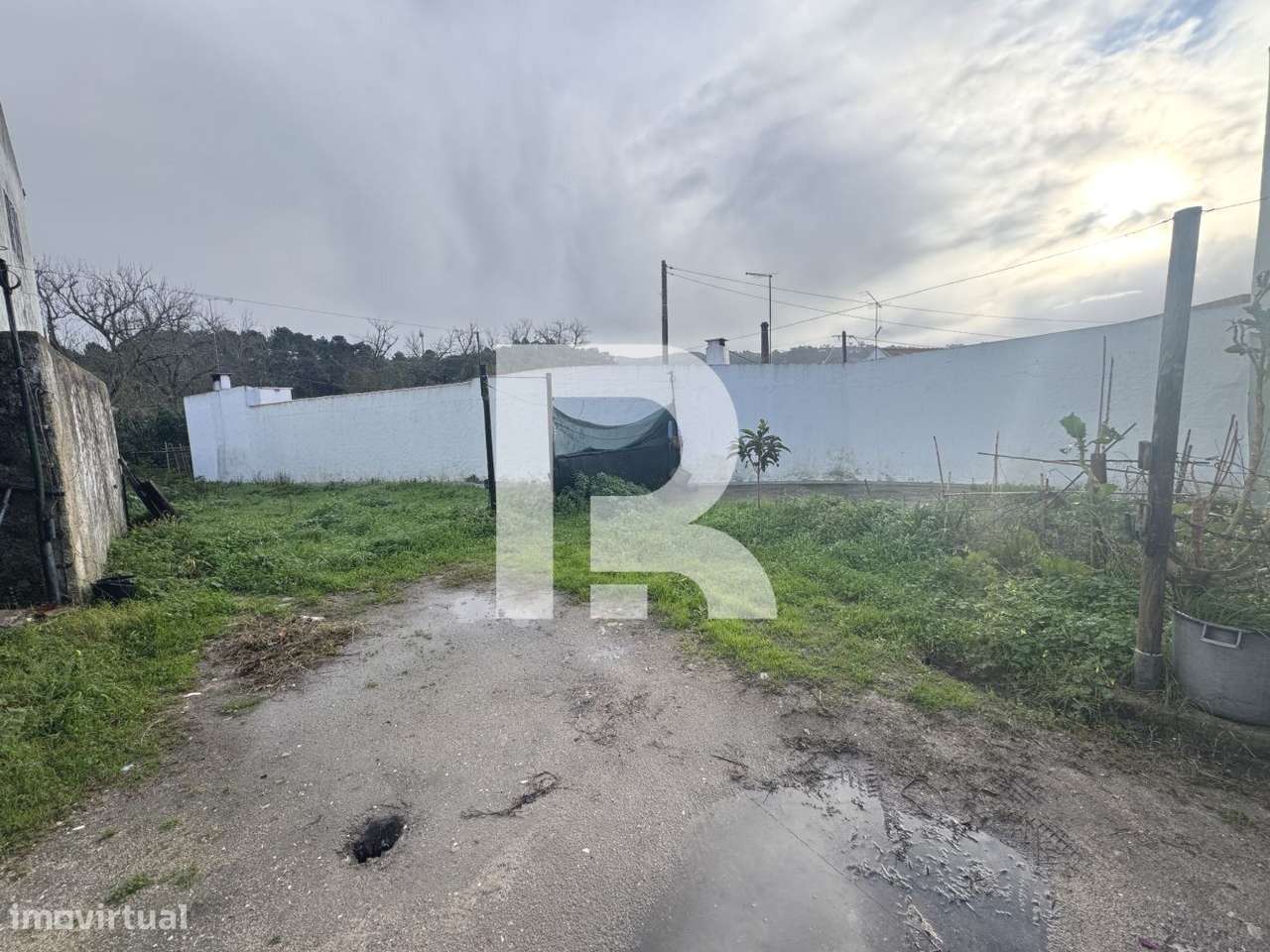 Moradia T1 para recuperação total no Mucifal, Sintra - Grande imagem: 5/14