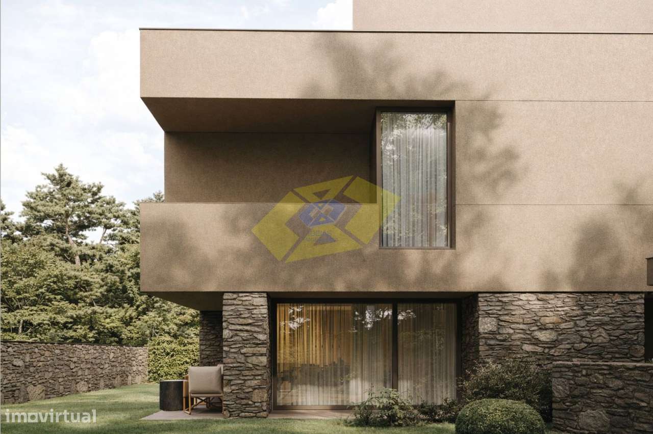 Terreno para construção em Macieira da Lixa com projeto aprovado-5