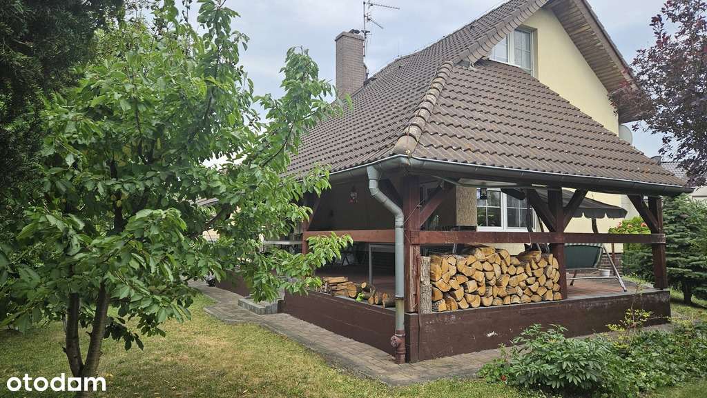 Na sprzedaż  idealny dom dla Rodziny-2