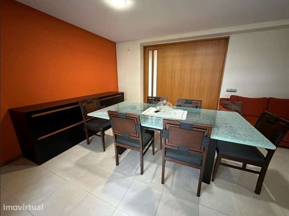 Moradia Individual T3 com piscina em Lomar-35