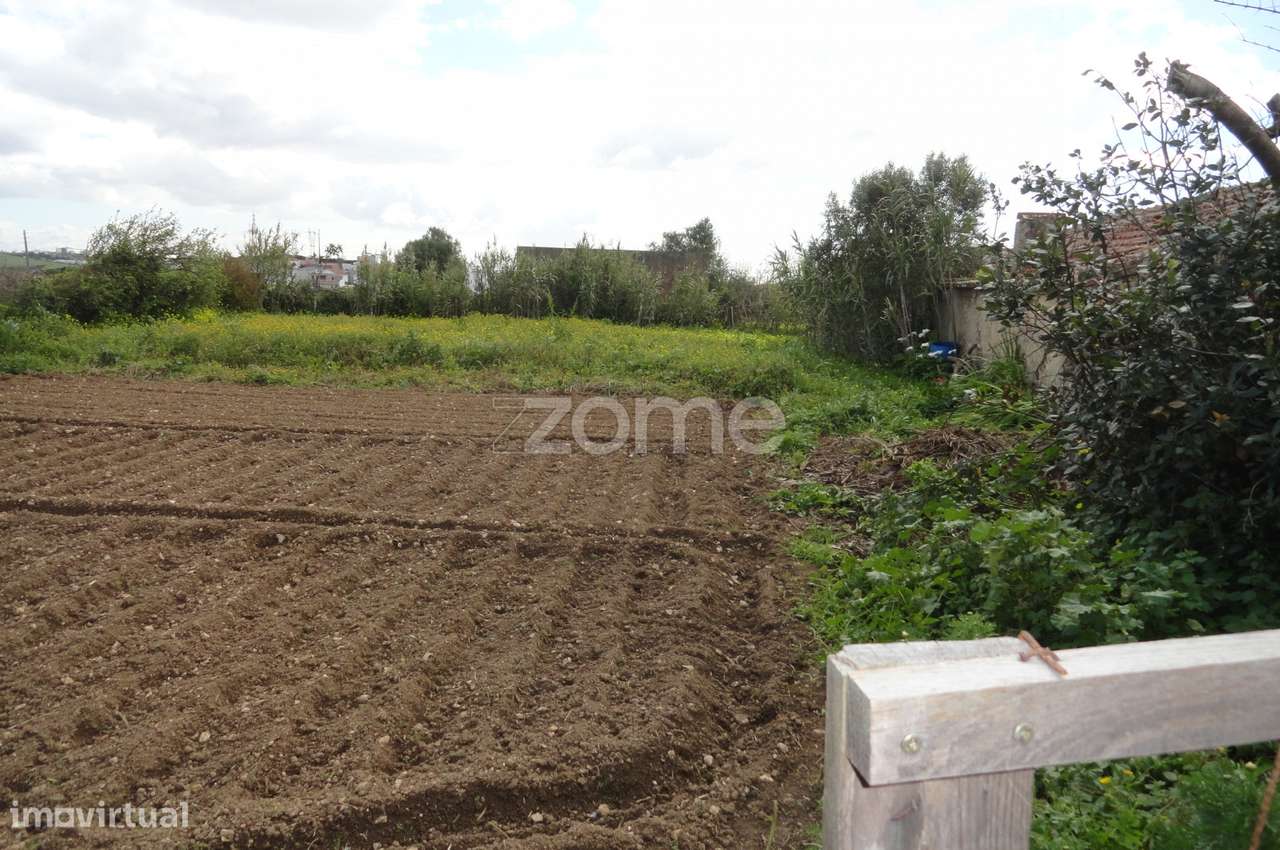 Terreno misto com 723 m2, em Cabra Figa-Rio de Mouro-Sintra - Grande imagem: 3/16