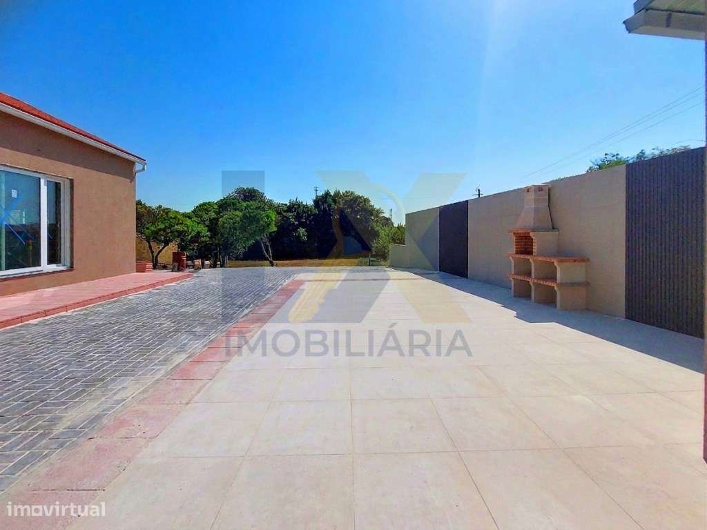 Moradia T3+2 Térrea em Esgueira à Venda!!-18