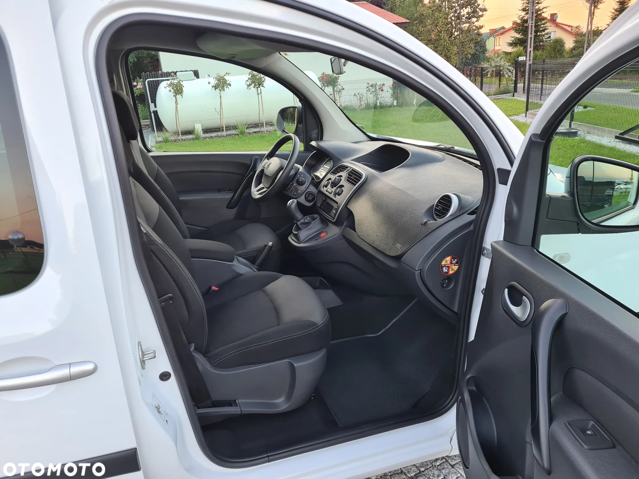 Renault Kangoo 1.5 dCi Energy Zen S&S - 12