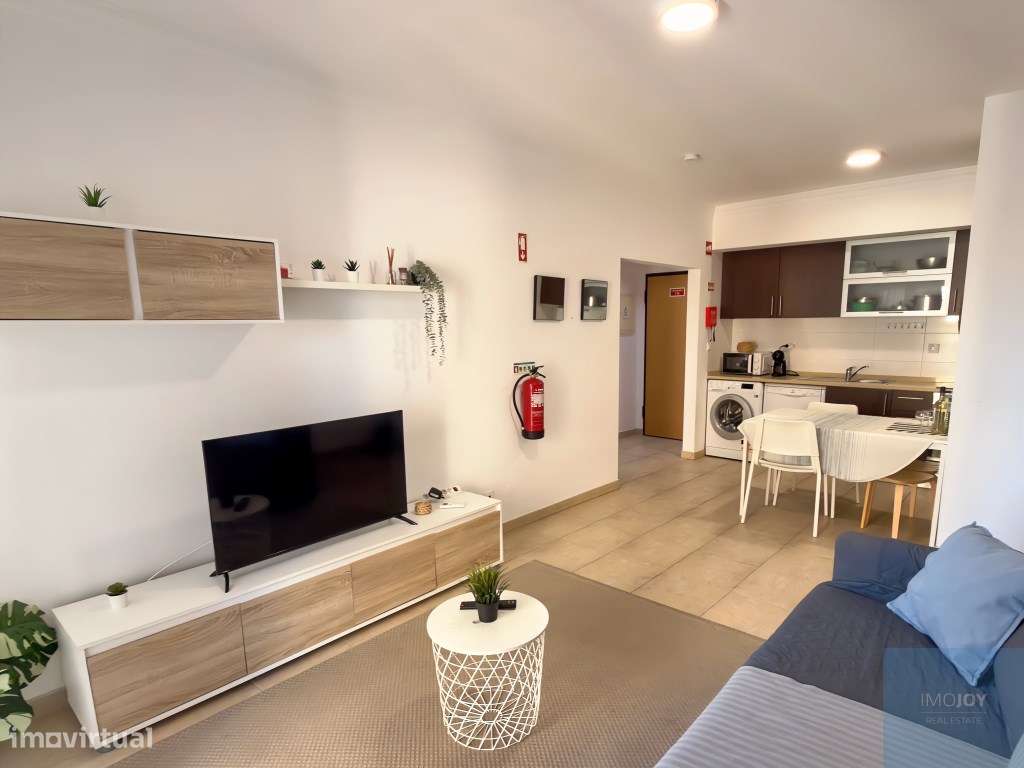 Apartamento T0 transformado em T1 para Arrendamento em Portimão - Grande imagem: 4/18